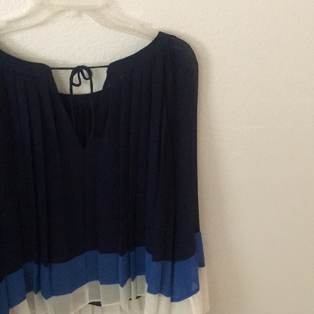 4 Tops - Picture 5 of 6